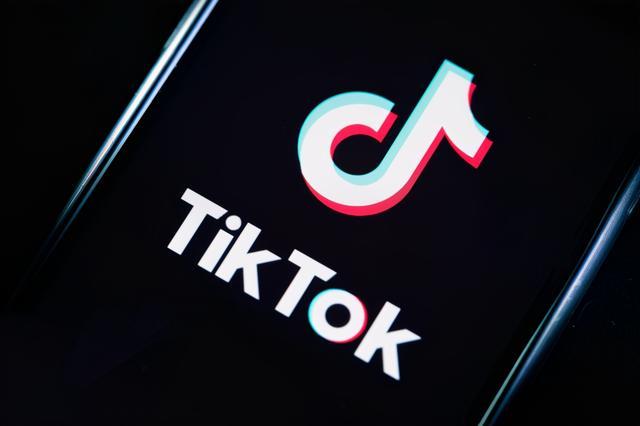 TikTok folk culture videos preserve intangible cultural heritage 